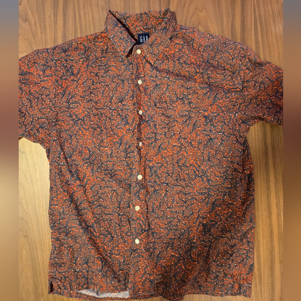 Gap short sleeve shirt